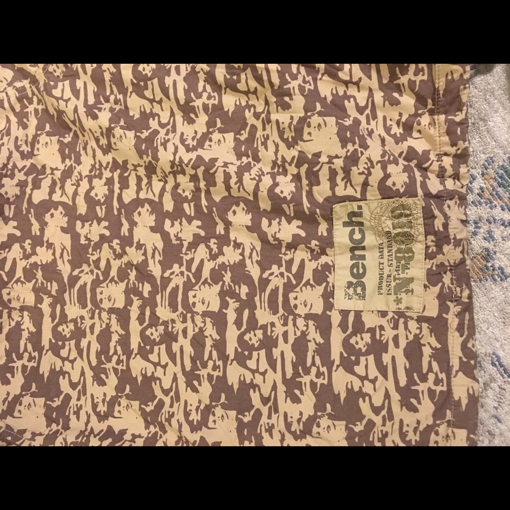 Bench - Picture 3 of 4